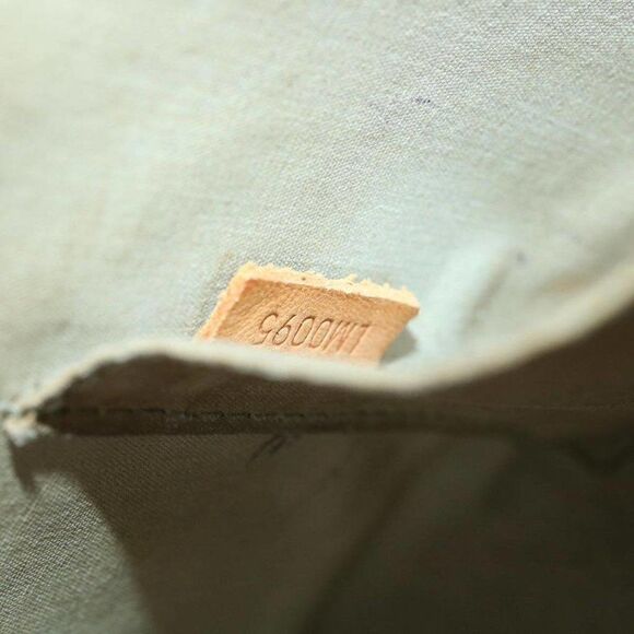 LOUIS VUITTON Monogram Vernis Roxbury Drive Hand Bag Perle - Picture 12 of 15